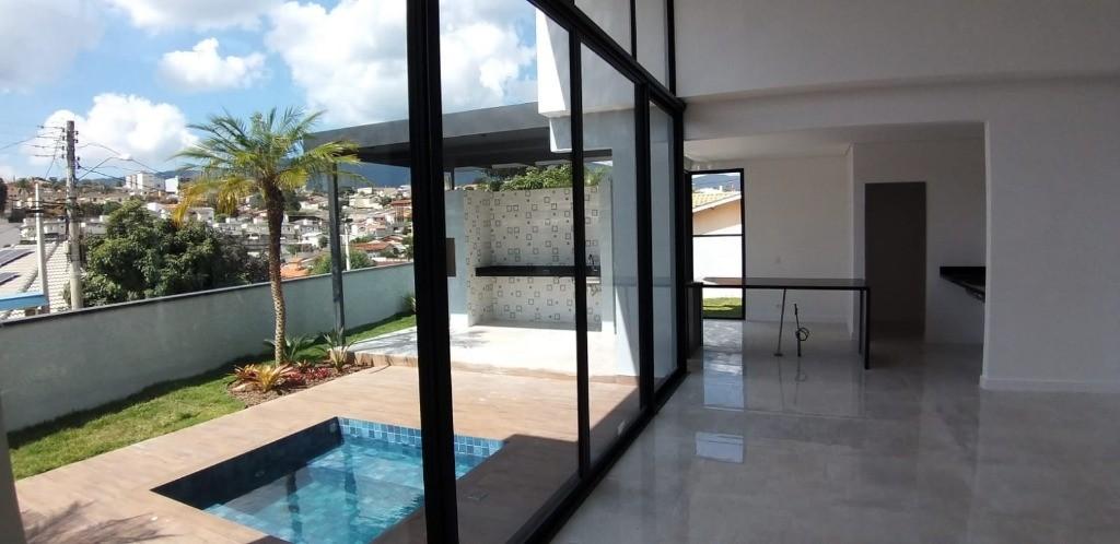Casa, 3 quartos, 235 m² - Foto 4