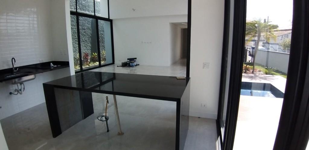 Casa, 3 quartos, 235 m² - Foto 3