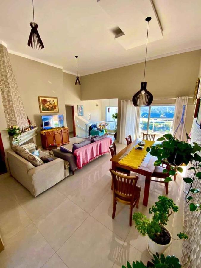 Casa, 4 quartos, 265 m² - Foto 3