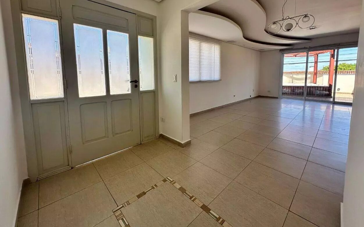 Casa, 3 quartos, 224 m² - Foto 4