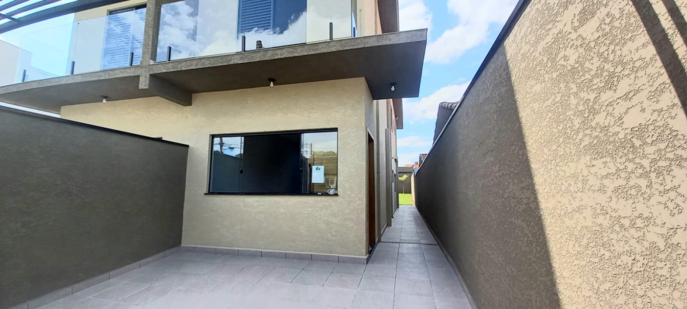 Casa, 3 quartos, 122 m² - Foto 1