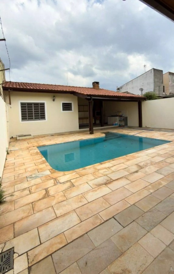 Casa, 3 quartos, 191 m² - Foto 1