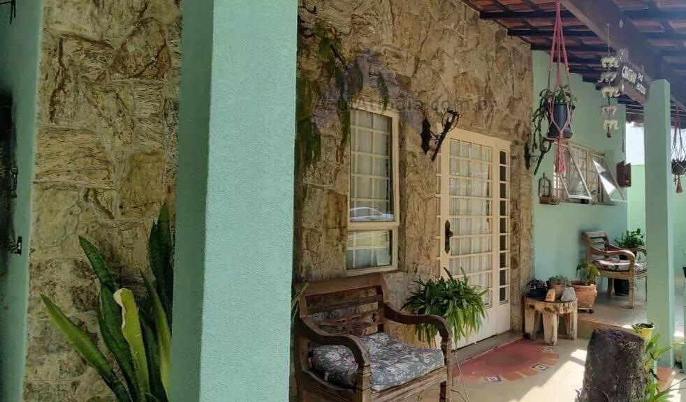 Casa, 3 quartos, 229 m² - Foto 2