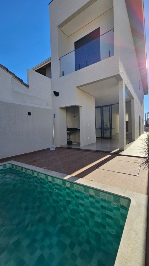 Casa, 3 quartos, 132 m² - Foto 2
