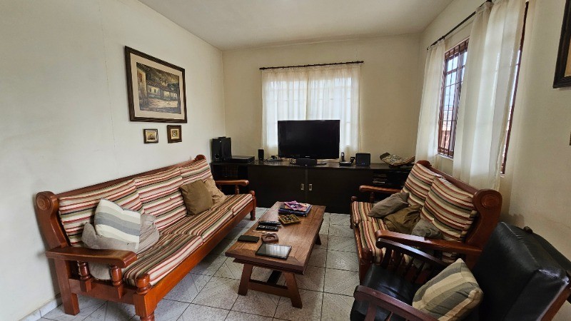 Casa, 4 quartos, 167 m² - Foto 2