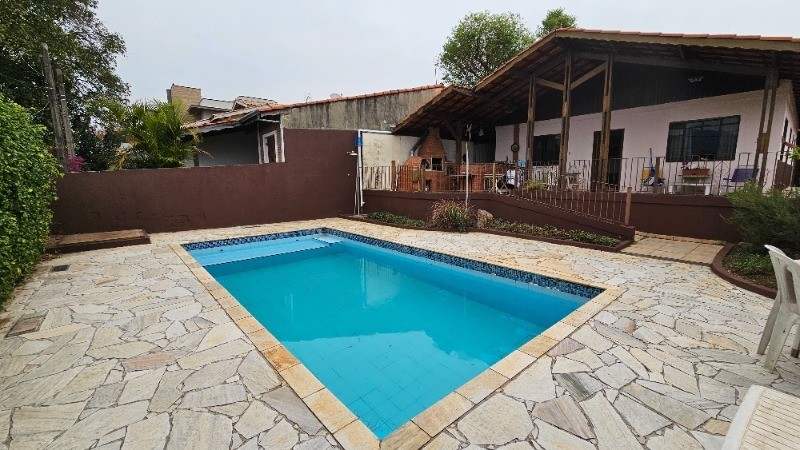 Casa, 4 quartos, 167 m² - Foto 1