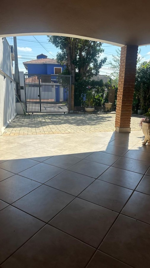 Casa, 4 quartos, 207 m² - Foto 2