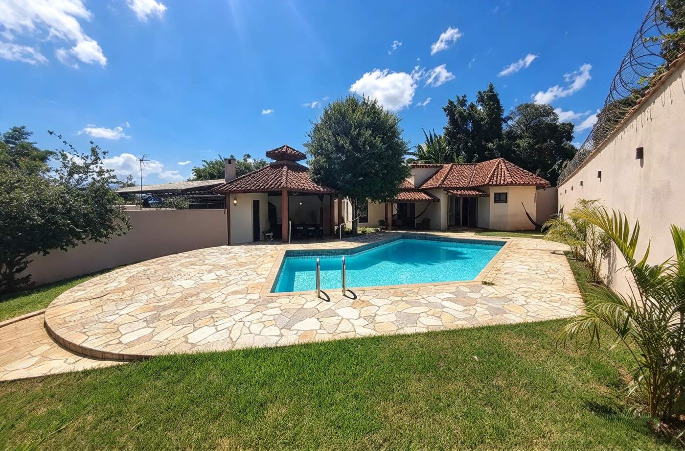 Casa, 2 quartos, 128 m² - Foto 1