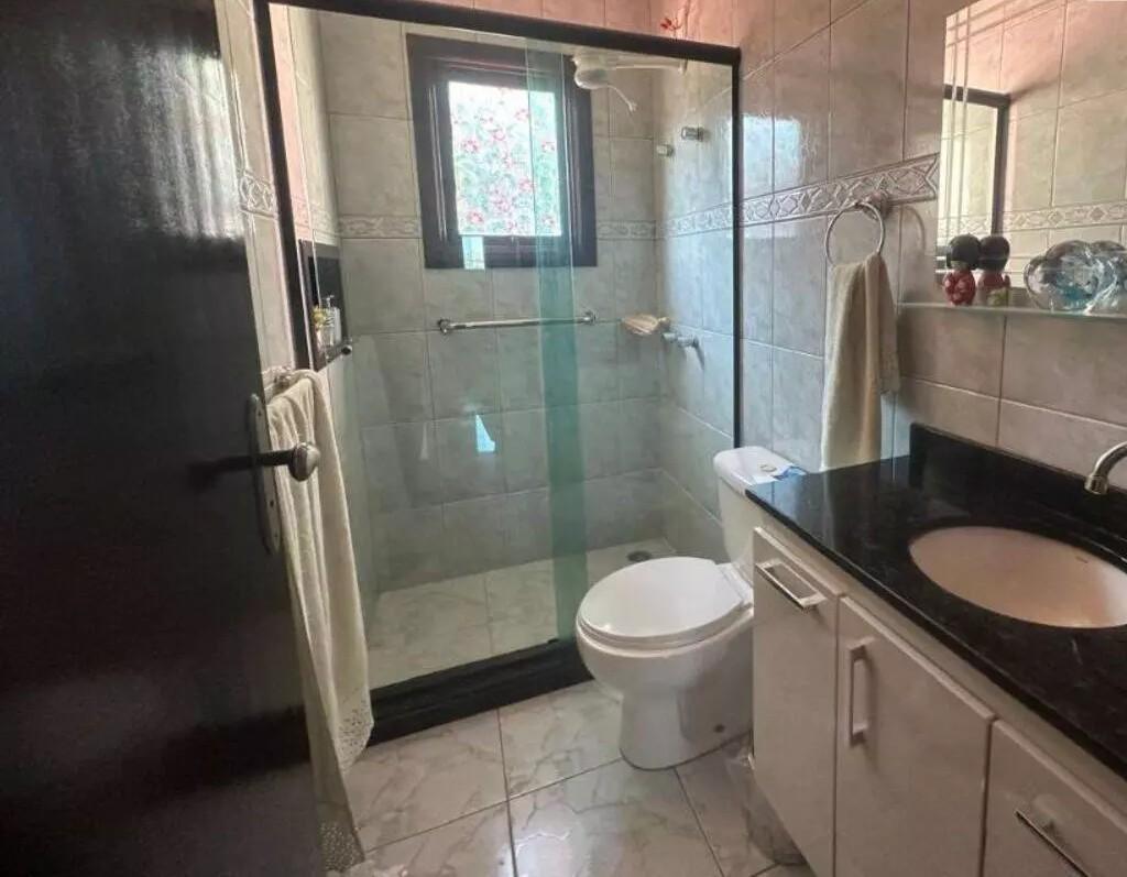 Casa à venda com 3 quartos, 1 suíte, 2 vagas e 210m² no Jardim Maristela, Atibaia (SP) — foto 10 de 12