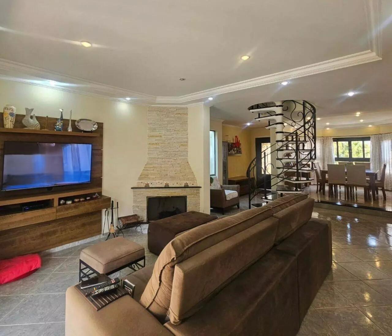 Casa à venda com 3 quartos, 1 suíte, 2 vagas e 210m² no Jardim Maristela, Atibaia (SP) — foto 4 de 12