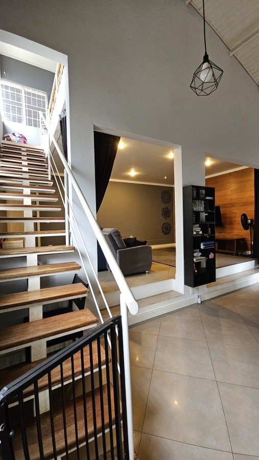 Casa à venda com 4 quartos, 2 suítes, 3 vagas e 310m² no Jardim Paulista, Atibaia (SP) — foto 2 de 30