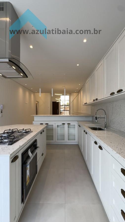 Casa à venda com 3 quartos, 4 banheiros, 2 vagas e 203m² no Vila Giglio, Atibaia — foto principal