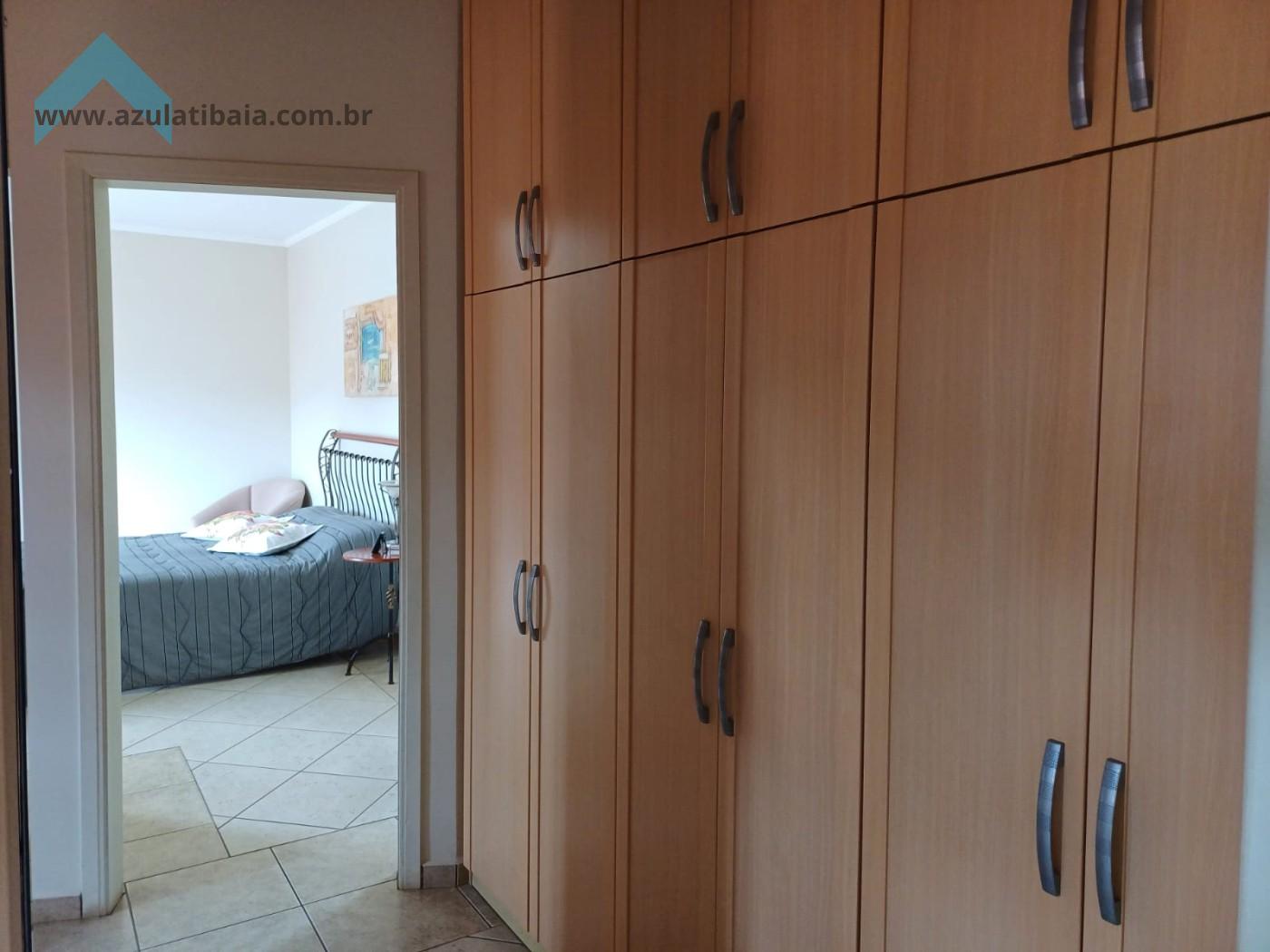 Casa à venda com 3 quartos, 3 suítes, 4 vagas e 344m² no Jardim Itaperi, Atibaia (SP) — foto 18 de 25