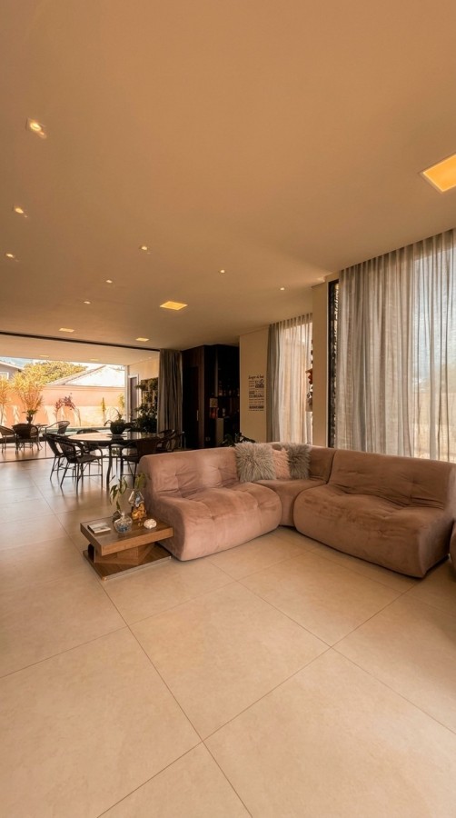 Casa à venda com 4 quartos, 4 suítes, 3 vagas e 452m² no Condominio Residencial Shamballa, Atibaia (SP) — foto 8 de 30